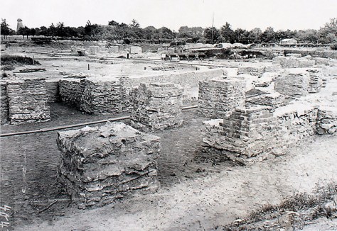 xanten-amphitheater-02